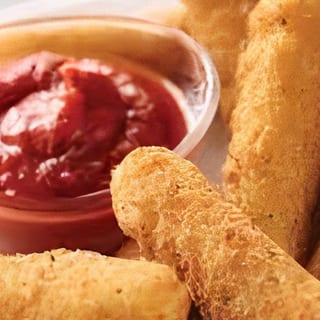Mozzarella Sticks (6 Pc)